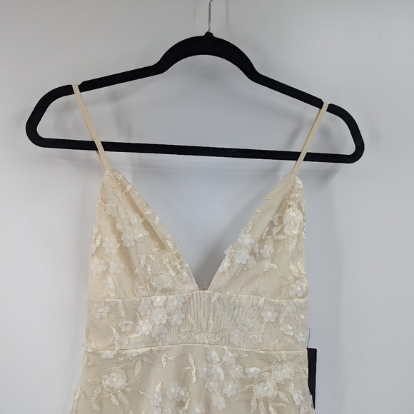 NWT LULU'S Flourishing Embroidered Lace Fit & Flare Midi Dress - Picture 3 of 10